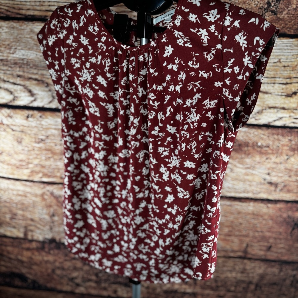 Women's Rust Floral Print Top Size Small - Picture 5 of 14